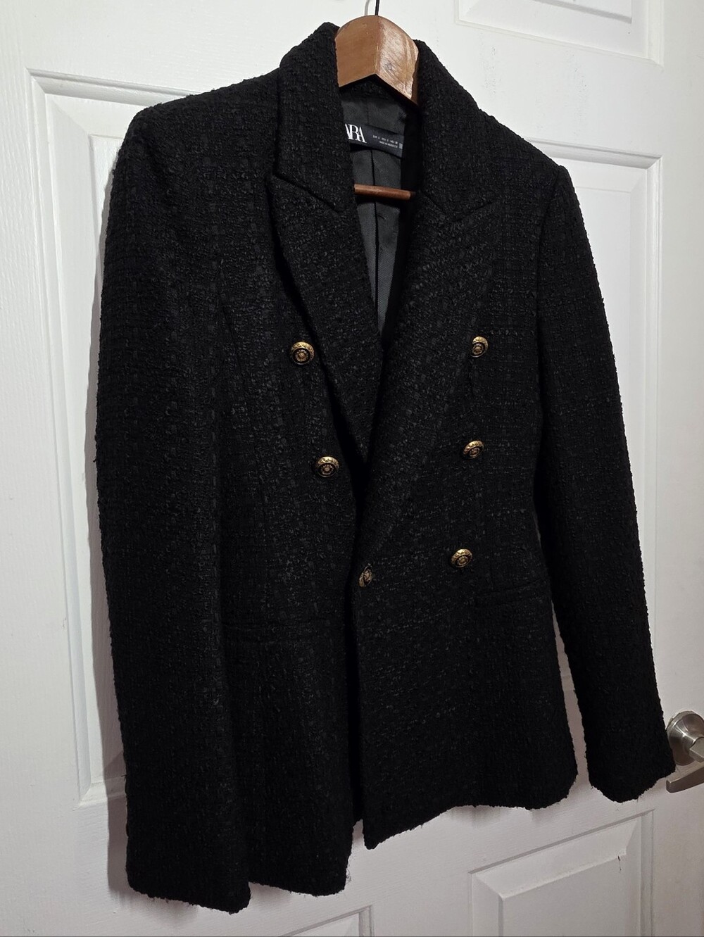 ZARA Double-Breasted Tailored Tweed Textured Blazer- Black Gold Buttons Accent - Picture 6 of 9